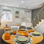 Whome Center Comfort & Stylishly Furnished Lejlighed *