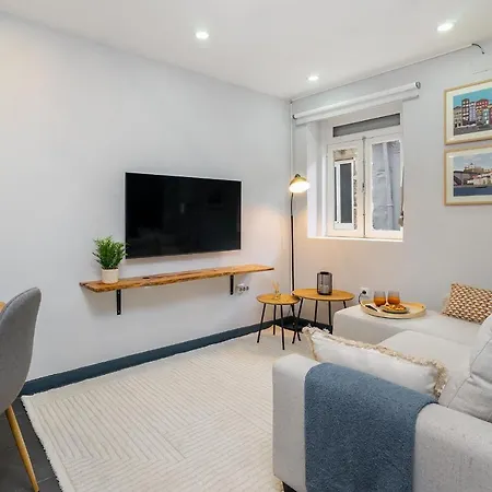 Whome Center Comfort & Stylishly Furnished * פורטו